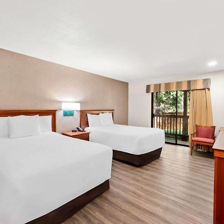 Best Western Stagecoach Inn Pollock Pines Esterno foto