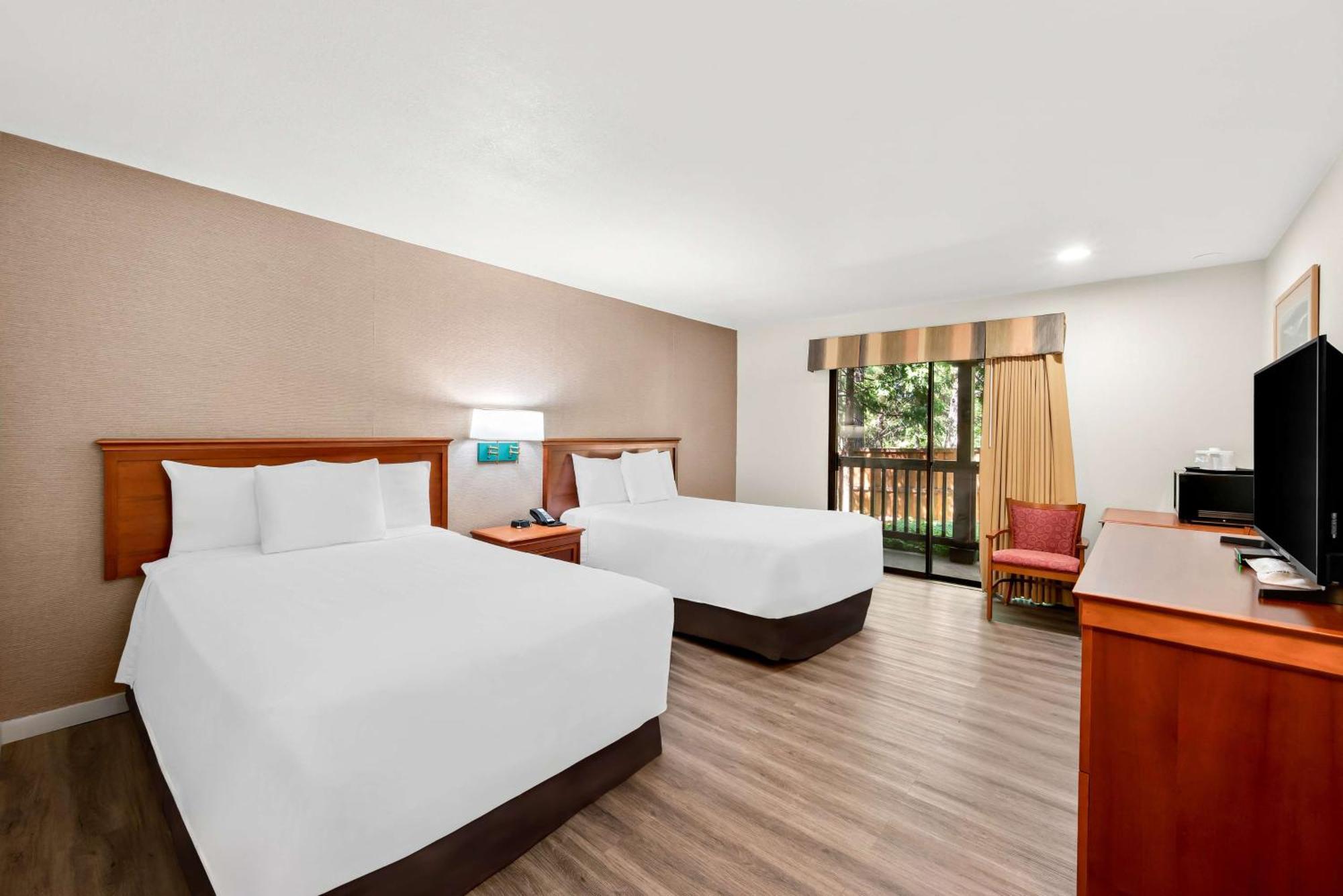 Best Western Stagecoach Inn Pollock Pines Esterno foto