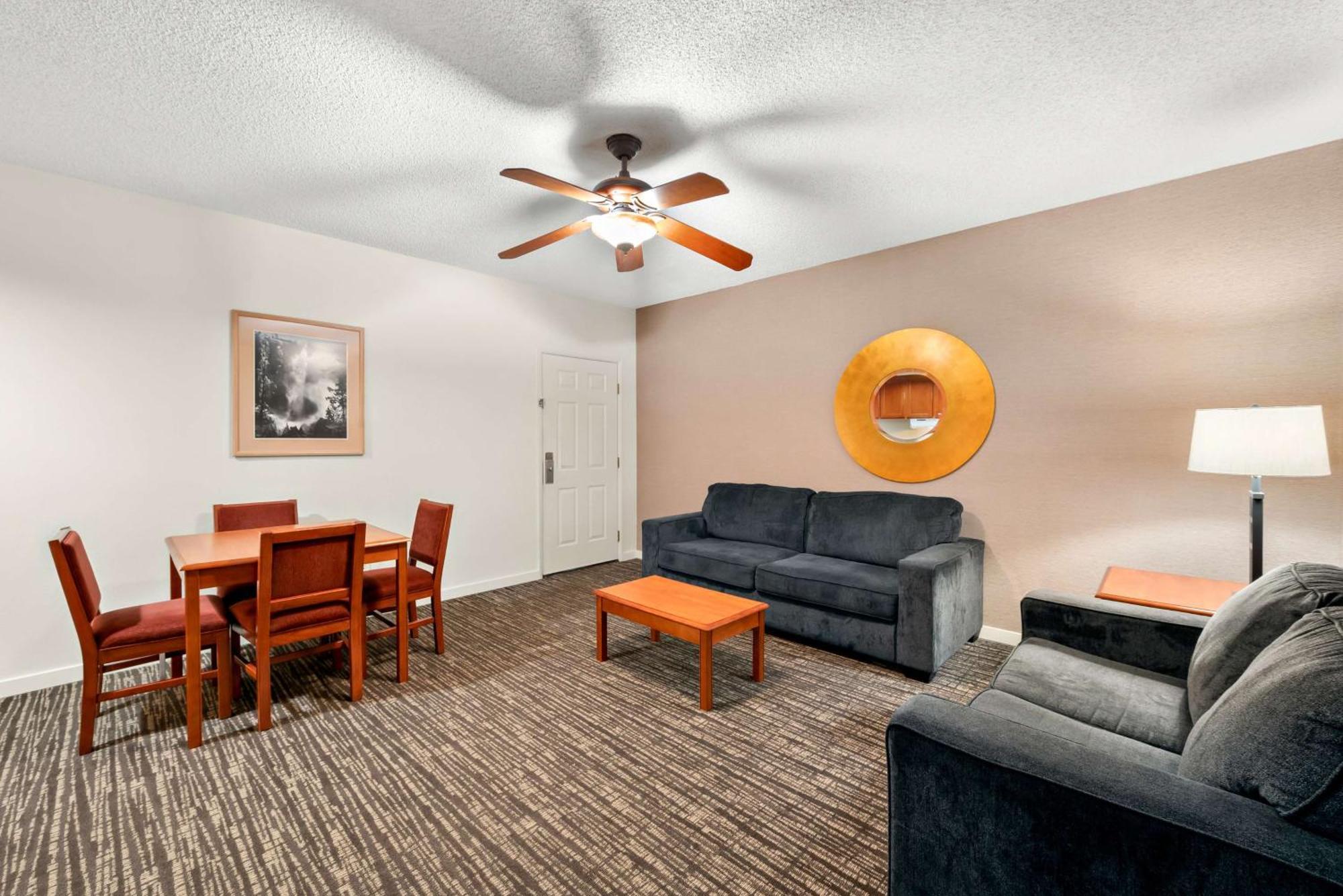 Best Western Stagecoach Inn Pollock Pines Esterno foto