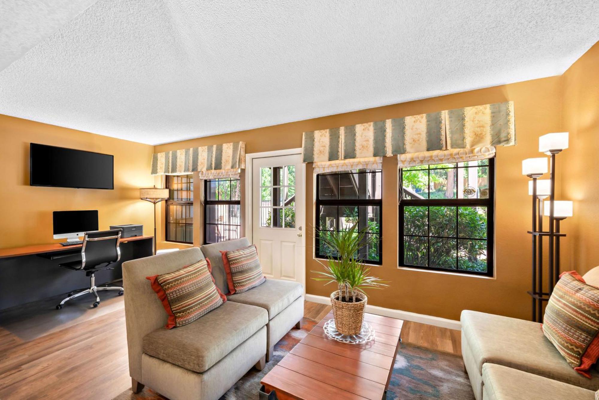 Best Western Stagecoach Inn Pollock Pines Esterno foto