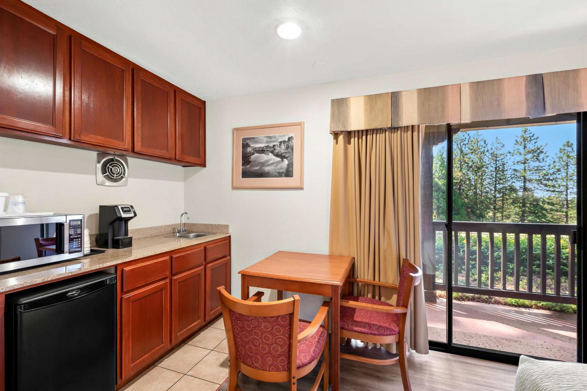 Best Western Stagecoach Inn Pollock Pines Esterno foto