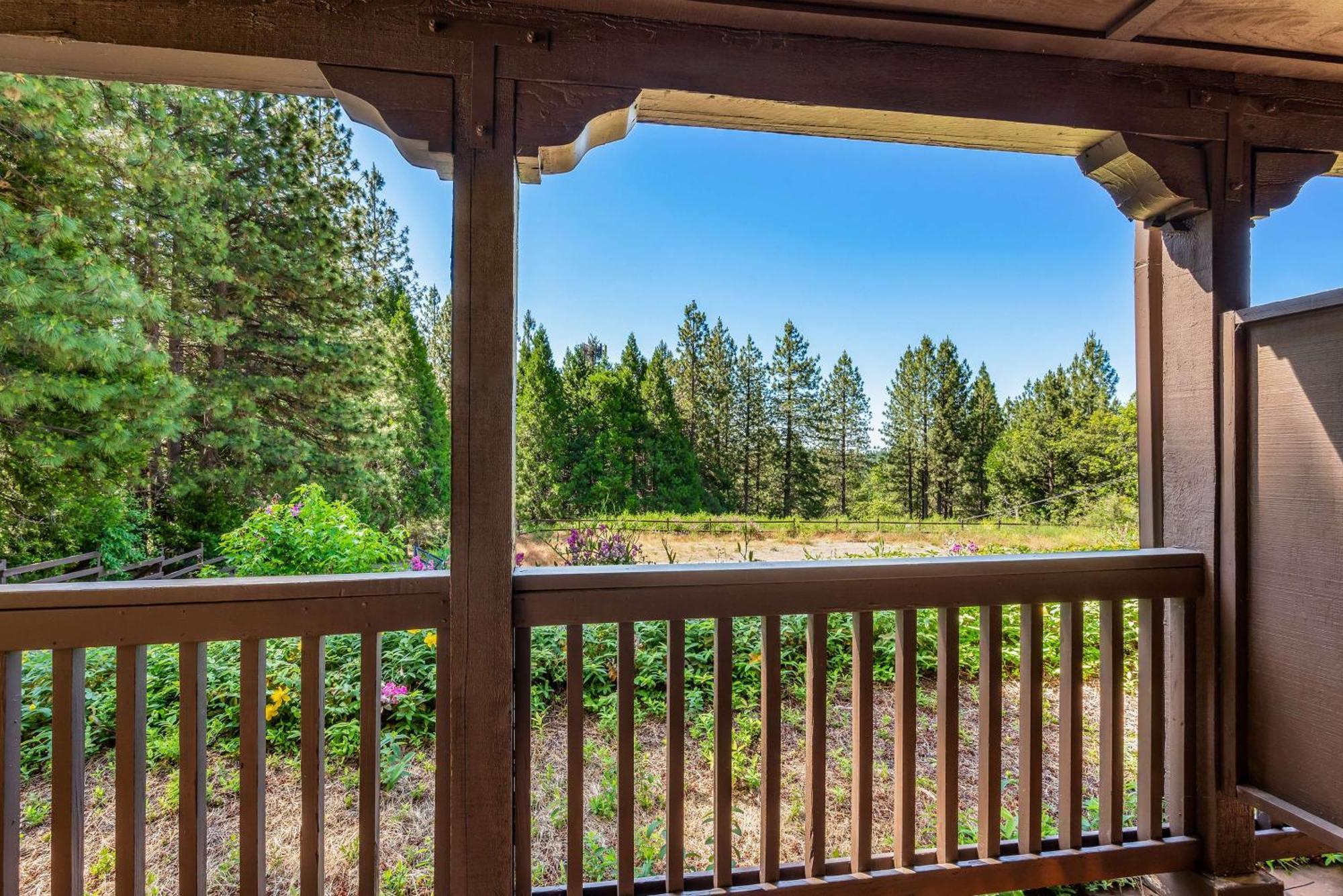 Best Western Stagecoach Inn Pollock Pines Esterno foto