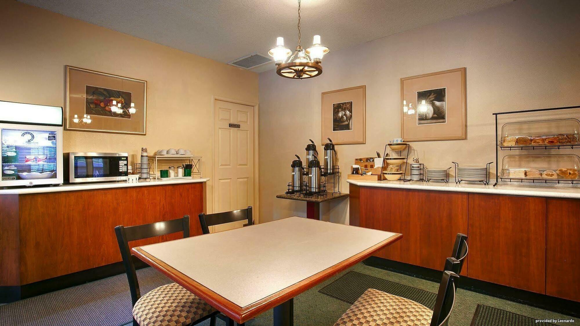 Best Western Stagecoach Inn Pollock Pines Esterno foto