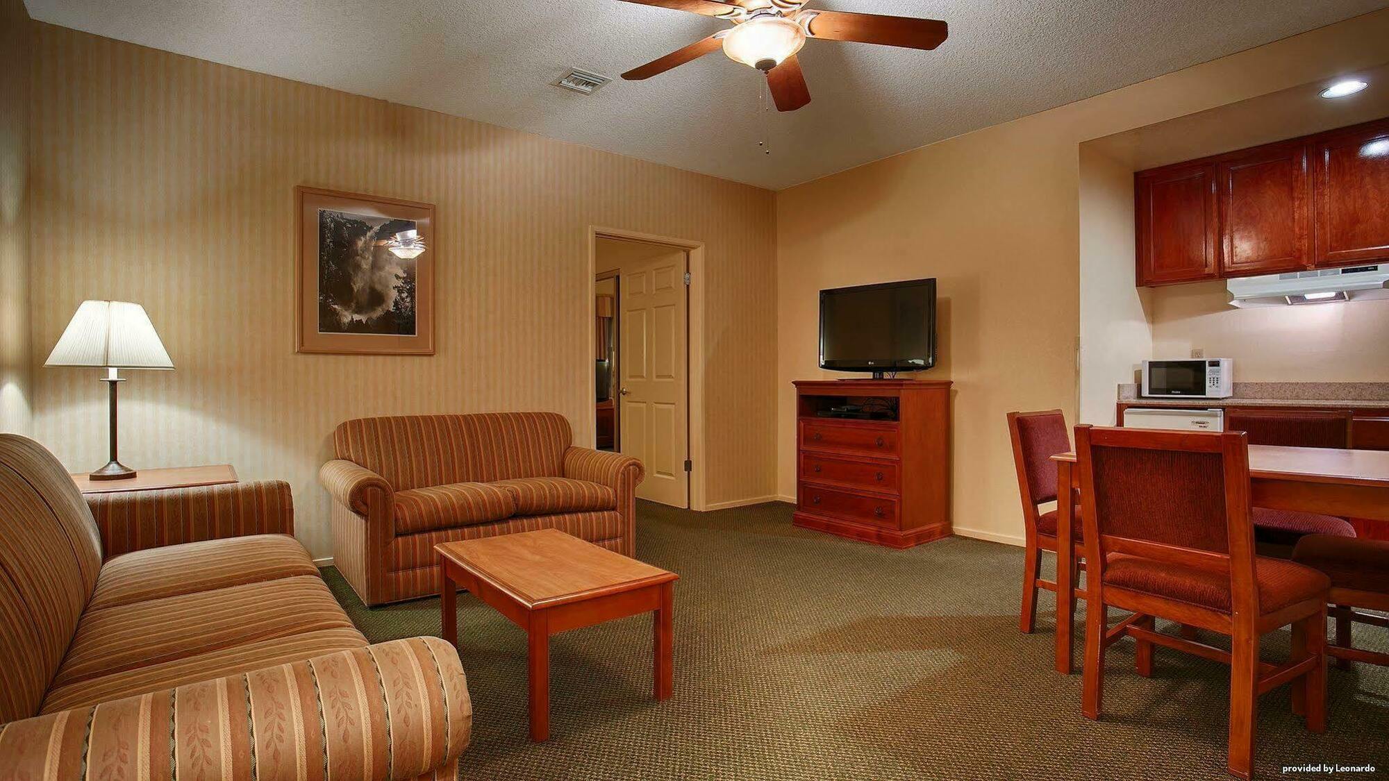 Best Western Stagecoach Inn Pollock Pines Esterno foto